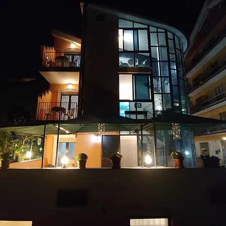 Carriera Szálloda 3*