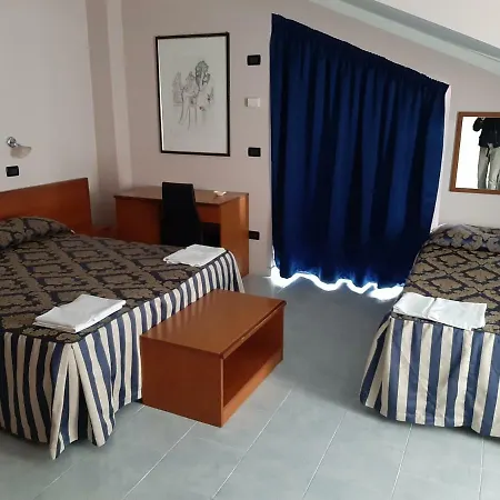 Carriera Szálloda 3*